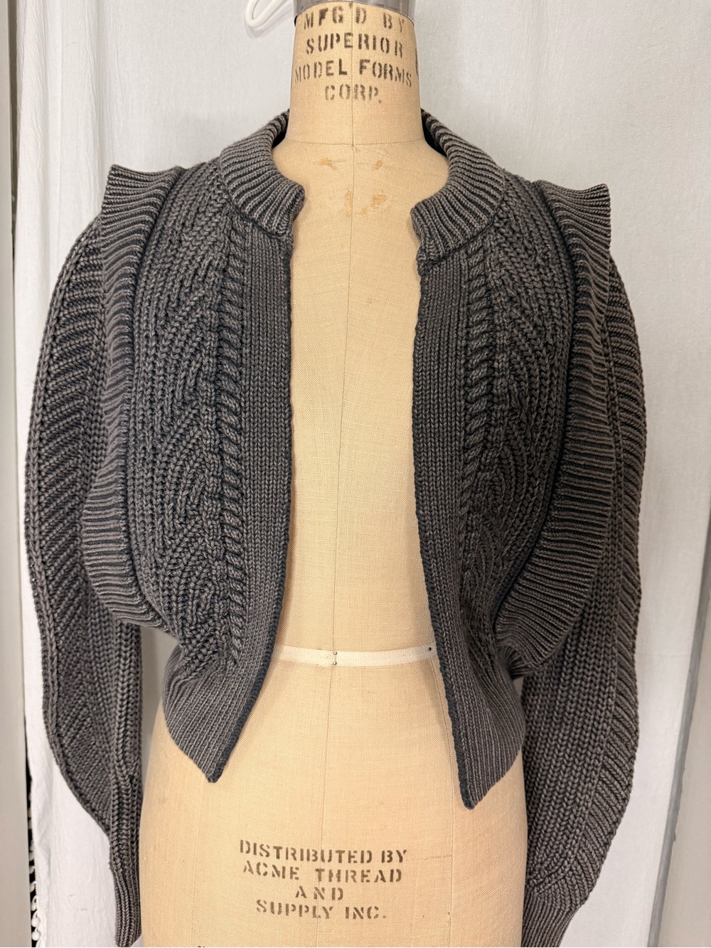Urban Outfitters, Issac Cable Knit Open Front Cardigan sz S - Picture 2 of 10
